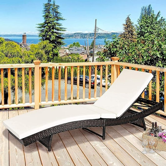 BETTARY Outdoor Folding Chaise Lounge, Rattan Patio Lounge Chair w/Removable Soft Cushion, 5 Adjustable Levels, Reclining Wicker Sunbed for Garden/Poolside/Balcony (1, White)