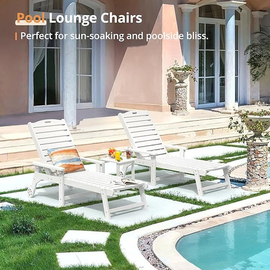 LUE BONA HDPS Chaise Lounge Chairs Set with Table, 3-Piece, Outdoor Pool Lounge Chair with Adjustable Backrest, Resin Patio Lounge Chairs with Wheels for Outside, Poolside, White