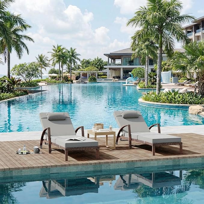 GarveeHome Outdoor Chaise Lounge Set of 2, Weather-Resistant PE Rattan Recliners with 5 Adjustable Positions, Wheels, Armrests, Cushions & Pillows, Collapsible for Poolside, Deck, Gray Cushion