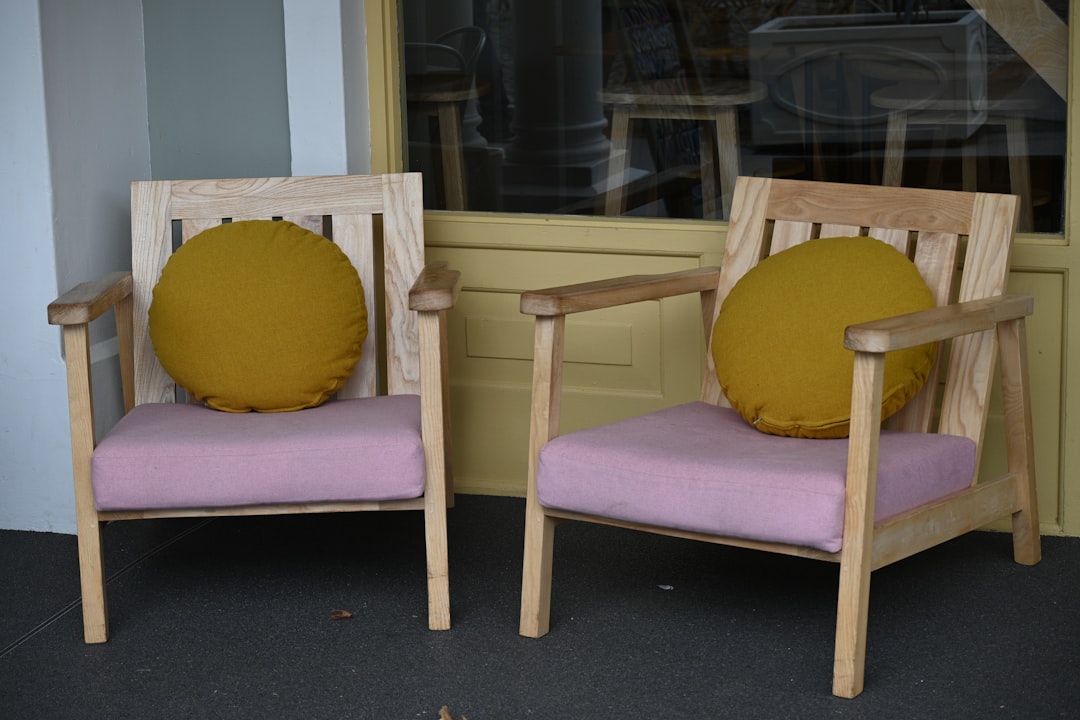 How to Choose Garden Seat Cushions with Backs for a Small Patio