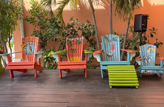 Adirondack vs Lounge Chairs: Best Small Balcony Chairs for Apartment Outdoor Living