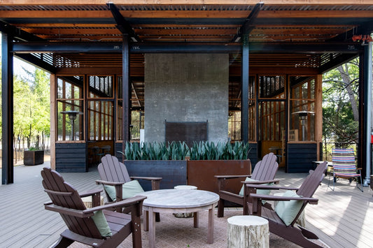 Create a Cozy Outdoor Lounge: Essential Tips for Styling Your Patio