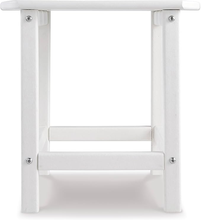 Signature Design by Ashley Sundown Treasure Outdoor Patio HDPE Weather Resistant End Table, White