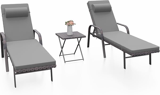 Kurapika Patio Chaise Lounge Set 3 Pieces Outdoor Lounge Chair, Rattan Reclining Chair Adjustable Backrest, Pool Sunbathing Recliners with Folding Table for Poolside Beach, Grey