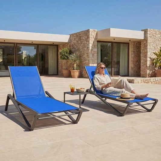 Outdoor Chaise Lounge Chair Set of 2 with Side Table, 5-Position Adjustable Patio Lounge Chair with Aluminum Frame, Textilene Fabric Pool Loung Chairs for Poolside,Deck, Backyard (Royal Blue)