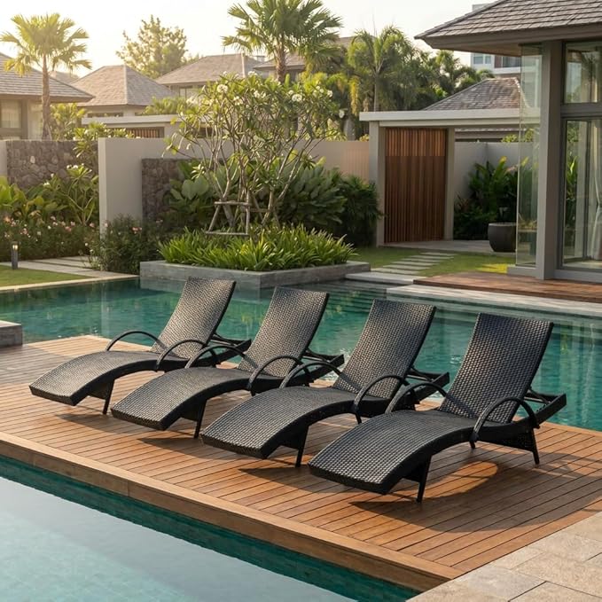 Wicker Outdoor Lounge Chairs with Pull Out Side Table, Pool Lounge Chairs Set of 4, Rattan Outdoor Lounger, Adjustable Backrest Patio Chaise Lounges for Garden, Backyard, Tanning Chair, Black