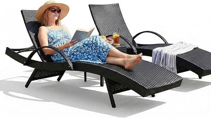 Wicker Outdoor Lounge Chairs with Pull Out Side Table, Pool Lounge Chairs Set of 2, Rattan Outdoor Lounger, Adjustable Backrest Patio Chaise Lounges for Garden, Backyard, Steel Frame, Black