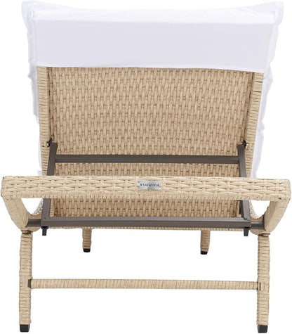 SAFAVIEH Outdoor Collection Colley Beige/White Cushion Wicker Chaise Lounge