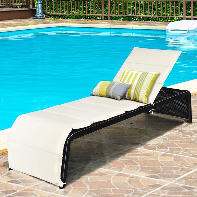 Tangkula Outdoor Chaise Lounge Chair, 5-Position Adjustable Rattan Recliner Chair w/Cushioned Seating and Adjustable Feet, Multifunctional Couch Furniture for Garden, Patio, Poolside (1, Off-White)