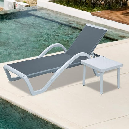 Domi Outdoor Lounge Chair, Aluminum Patio Chaise Lounge with 5 Position Adjustable Backrest and Wheels, All Weather Reclining Chair with Armrest and Side Table for Patio, Yard,Balcony,Poolside (Grey)