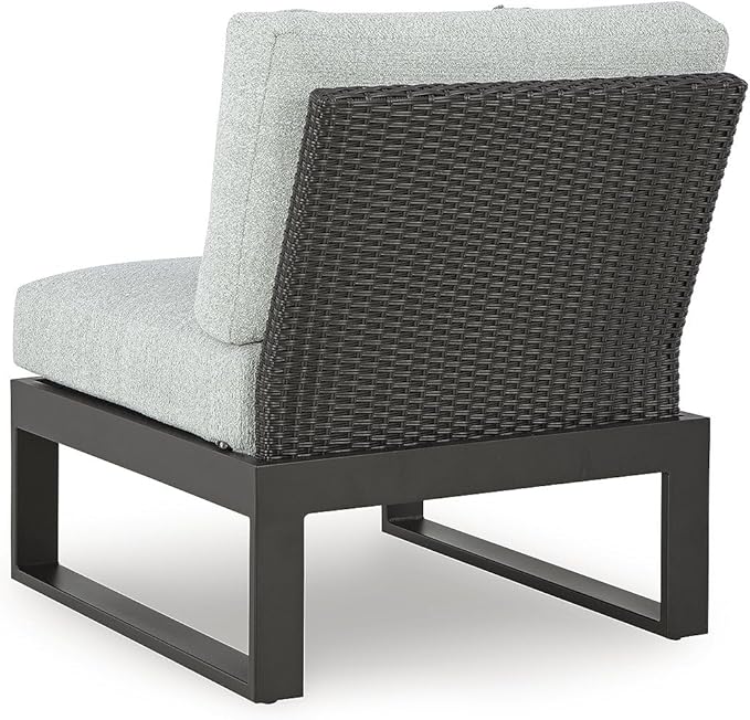 Signature Design by Ashley Beachloft Right-Arm Facing Casual 4-Piece Outdoor Sectional with Cushion and 3 Throw Pillows - Photo 8