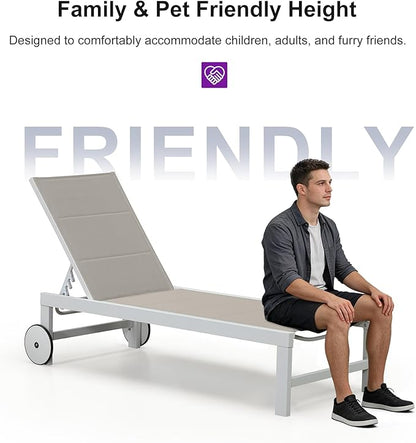 PURPLE LEAF Outdoor Chaise Lounge Set Elderly-Friendly Straight Legs Adjustable Sunbathing Recliner with Side Table for Back Support Patio Poolside Beach Lounge Chairs Khaki
