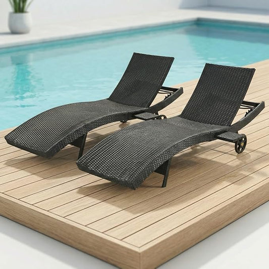 Set of 2 Outdoor Chaise Lounge Chairs with Wheels, Pull-Out Side Table, 5-Position Adjustable Backrest, All-Weather Wicker Patio Pool Lounge Chairs for Poolside, Backyard, Deck, Brown