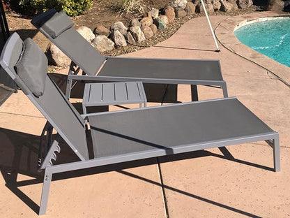 Domi Patio Chaise Lounge Set, Classic Pool Lounge Chairs with 5 Adjustable Posation, Breathable Textilene Fabric, Headrest and Table, Steel Frame Pool Chairs, Grey