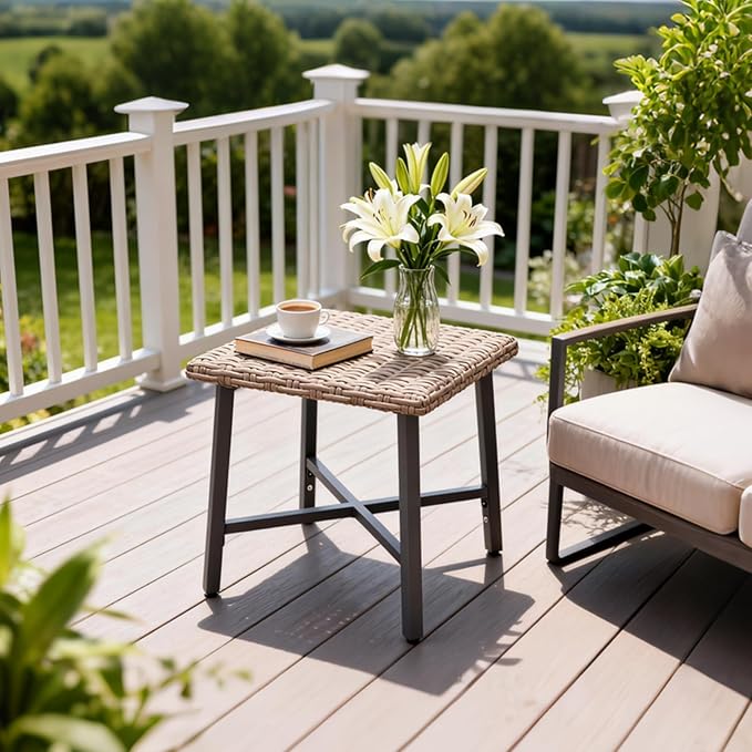 Outdoor Wicker Side Table Small Square Patio Rattan Table Adopt Sturdy Galvanized Steel Frame Powder-Coated Legs