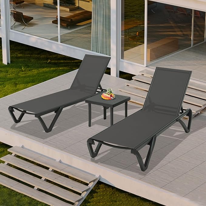 Domi Pool Lounge Chairs, Aluminum Patio Chaise Lounge with Side Table, 5 Position Adjustable Backrest and Wheels, All Weather Outdoor Lounge Chairs for Beach, Yard, Balcony, Poolside, Dark Grey