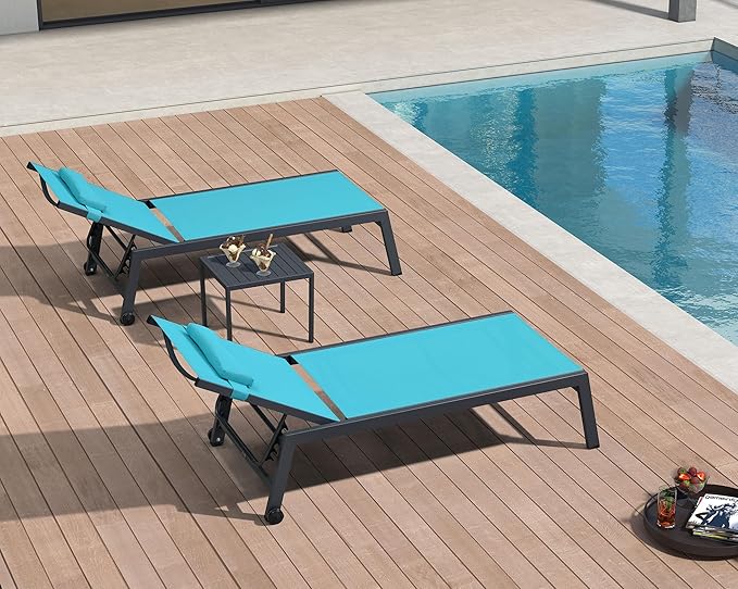 PURPLE LEAF Outdoor Oversized Lounge Chair Set Patio Chaise Pool Lounger Aluminum Frame with 2 Side Table and Wheels for Outside Sunbathing Tanning Recliner Including Pillows Turquoise Blue