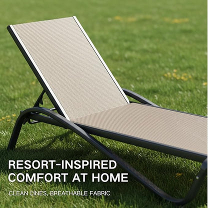 Kingdura Chaise Lounge Chair for Pool, Aluminum Outdoor Lounge Chairs with 5 Positions Recliner, Lightweight Pool Lounger Lounge Chairs for Outside Patio Deck Poolside (Khaki, 2 Chairs & 1 Table)