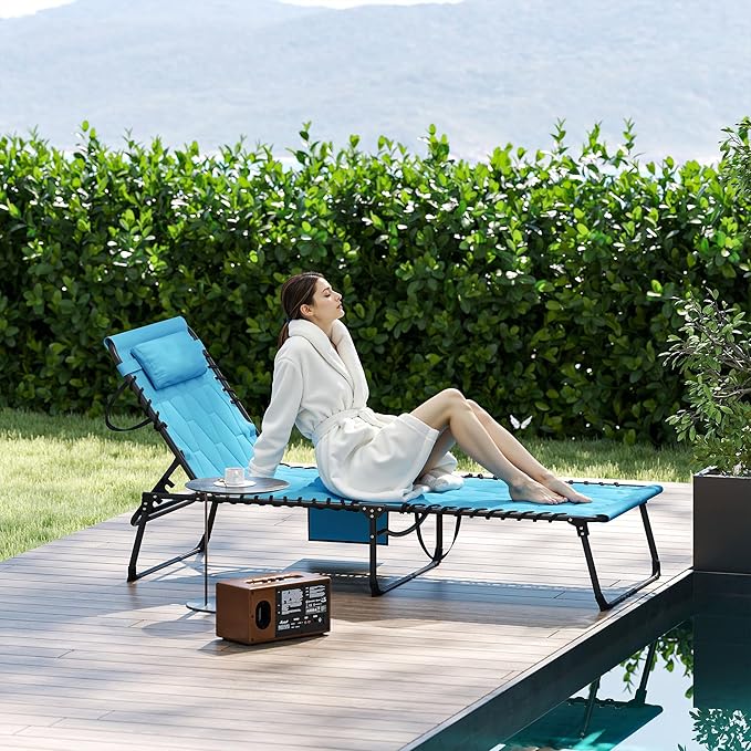 Outsunny Padded Folding Chaise Lounge Chair Outdoor Set of 2, 5-Level Reclining Patio Loungers, Tanning Chairs with Side Pocket, Headrest and Carrying Handle for Beach, Yard, Patio, Sky Blue