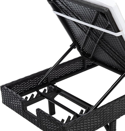 SAFAVIEH Outdoor Collection Cam Black Wicker/Beige Cushion Adjustable Chaise Lounge Chair, Black/Beige (PAT7501A)
