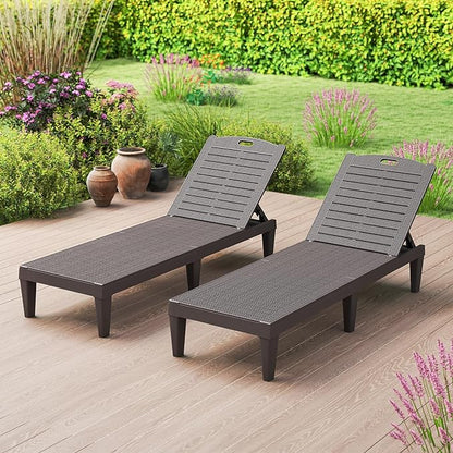 Tangkula Lounge Chair Outdoor Set of 2, Patio PP Pool Lounge Chairs with 5-Position Adjustable Backrests, Easy Assembly, Recliner Chaise Lounger for Poolside, Deck, Backyard, Porch (2, Brown)