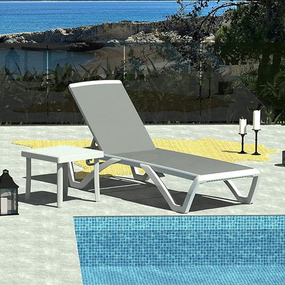 Domi Outdoor Lounge Chair, Aluminum Patio Chaise Lounge with 5 Position Adjustable Backrest and Wheels, All Weather Reclining Chair with Side Table for Patio, Yard,Balcony,Poolside (Grey)