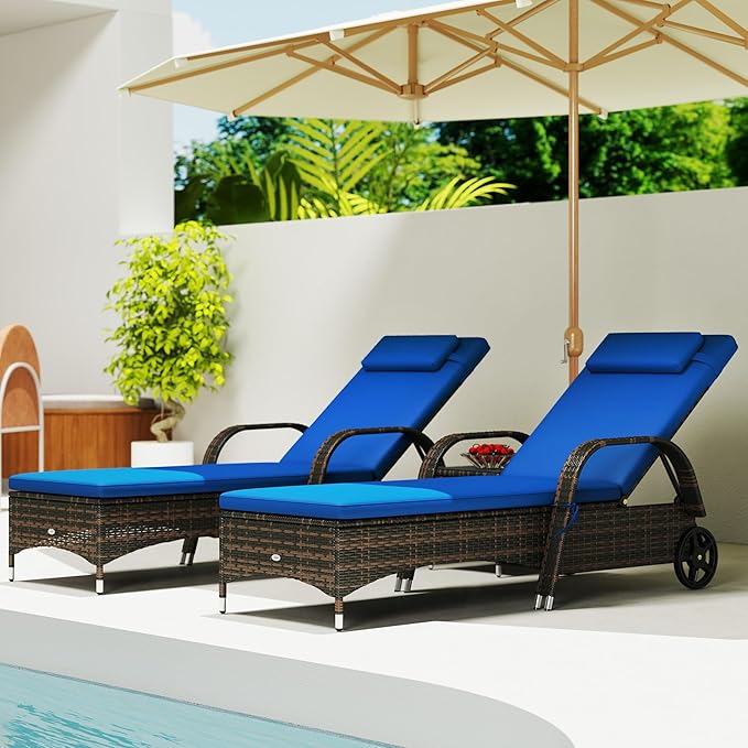 Outsunny Wicker Outdoor Chaise Lounge Chair Set of 3 with Side Table, 5-Level Adjustable Backrest PE Rattan Pool Lounge Chair with Wheels, Cushion & Headrest, Blue