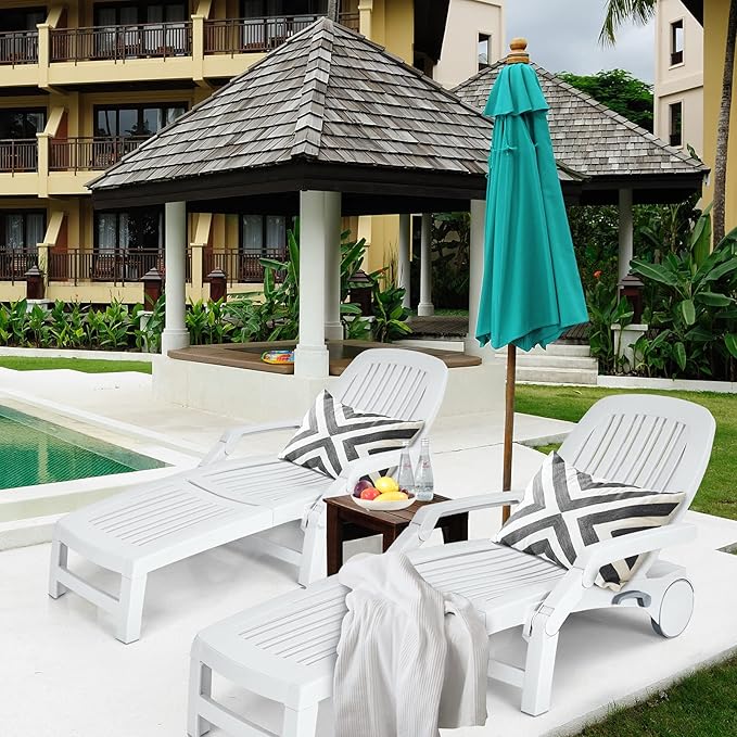 Tangkula Outdoor Chaise Lounge Chair, 5-Position Adjustable Recliner with Storage Box and Flexible Wheels, All-Weather Folding Patio Lounge Chair for Poolside, Beach and Backyard (2, White)