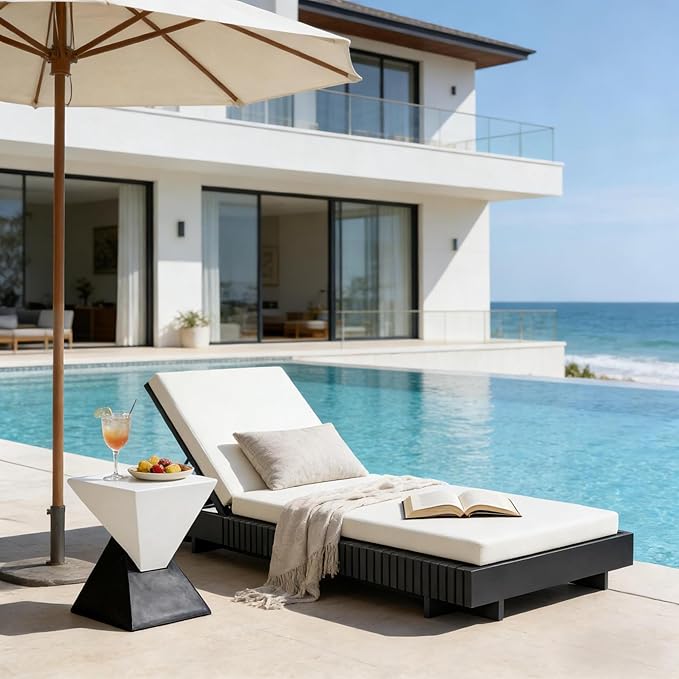 Christopher Knight Home Habery Acacia Wood Chaise Lounge Chair Outdoor with Cushion, Solid Wood Patio Chaise Lounge, Poolside Sun Lounger, Adjustable Backrest Sunbathing Chair, Gray+Cream