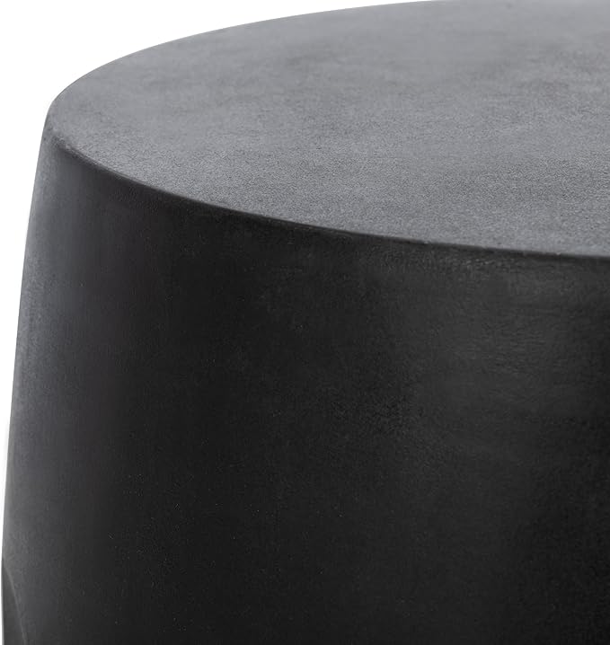 Safavieh Outdoor Zuri Black Modern Concrete Round Accent Table