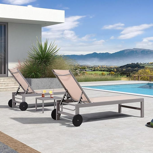 PURPLE LEAF Outdoor Lounge Chair Set for 2 Patio Chaise Lounger with Aluminum Frame and Easy-to-Move Wheels All-Weather Pool Lounge Chairs for Outside Garden Yard Poolside Table Included, Khaki