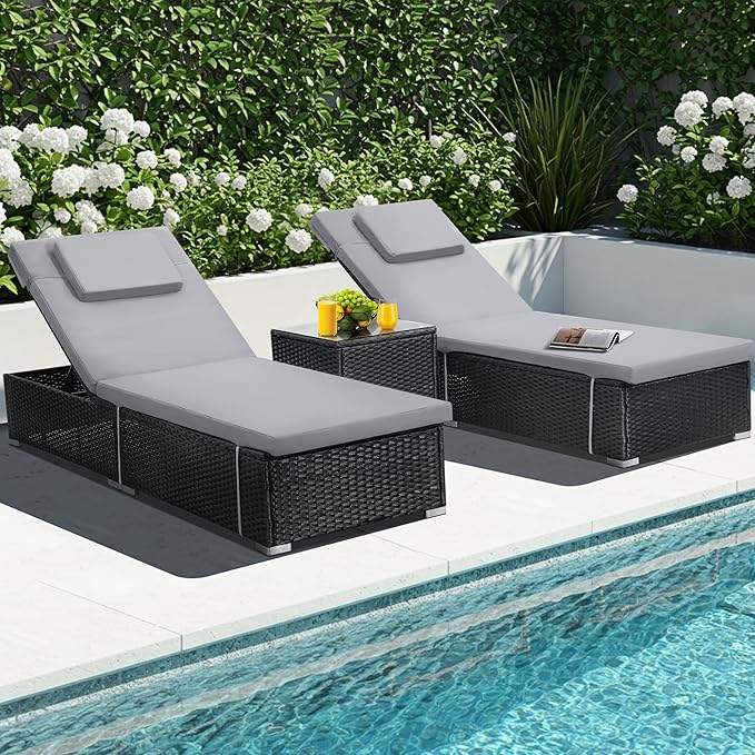 Outdoor Chaise Lounge Chairs, All-Weather Wicker Pool Lounge Chair Set of 2 with Side Table, Adjustable Backrest & Washable Cushions for Patio, Poolside, Beach, Light Grey