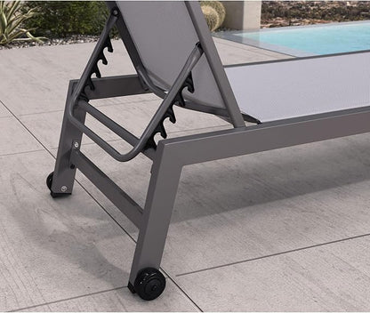 PURPLE LEAF Patio Chaise Lounge Set for 4 Outdoor Chaise Lounge Chair with Aluminum Frame and Easy-to-Move Wheels Pool Lounge Chairs for Deck Yard Poolside Table Included, Light Grey
