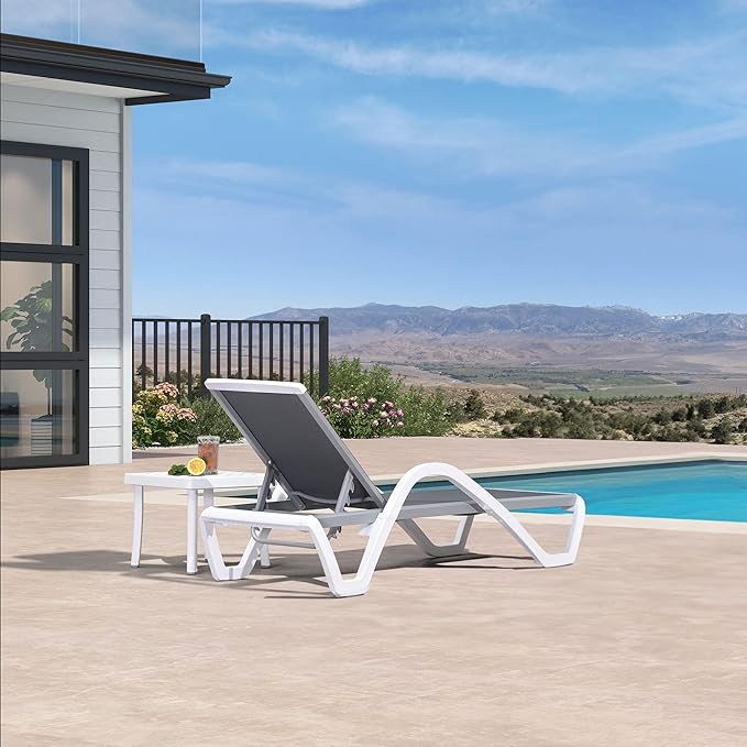PURPLE LEAF Patio Chaise Lounge Chair Set Outside Aluminum Plastic Stackable Tanning Chairs with Armrests and Side Table for Pool Sunbathing Beach Deck Outdoor Lounger, Light Grey