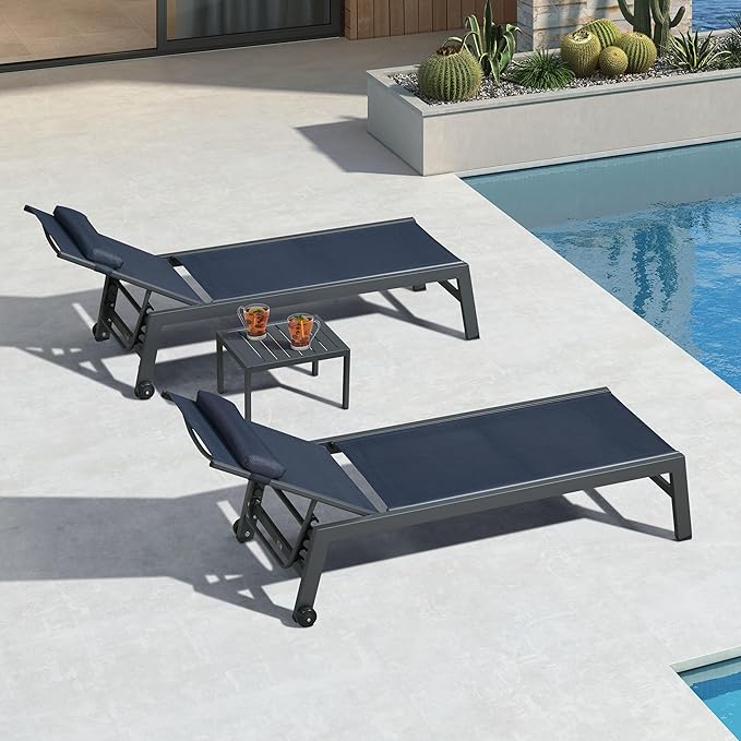 PURPLE LEAF Outdoor Lounge Chair Set of 3 Patio Chaise Pool Lounger Aluminum Frame with Side Table and Wheels for Outside Sunbathing Tanning Recliner Including Pillows Navy Blue