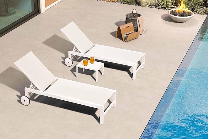 PURPLE LEAF Outdoor Chaise Lounge Set Elderly-Friendly Straight Legs Adjustable Sunbathing Recliner with Side Table for Back Support Poolside Beach Patio Lounge Chairs Cream