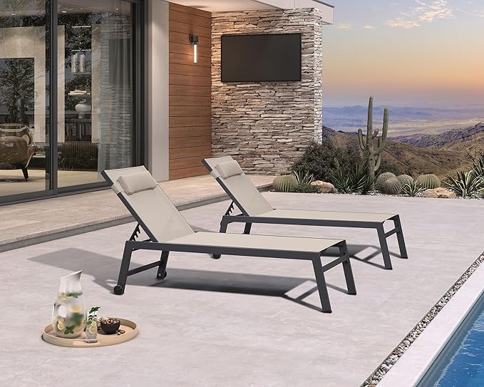 PURPLE LEAF Outdoor Oversized Lounge Chair Set of 3 Patio Chaise Pool Lounger Aluminum Frame with Side Table and Wheels for Outside Sunbathing Tanning Recliner Including Pillows Beige