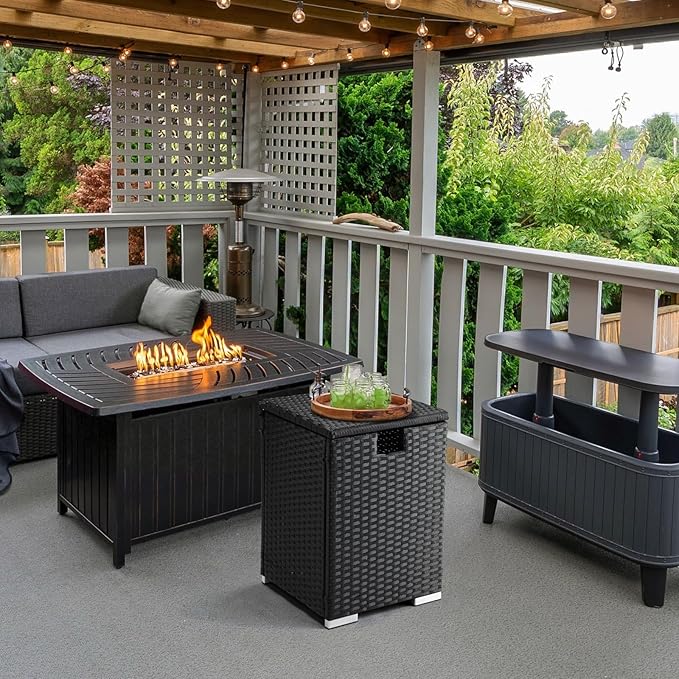 Outdoor Wicker Side Table with Storage Space, Square PE Rattan End Table for Patio Garden Poolside Deck