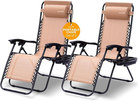 SereneLife Zero Gravity Outdoor Lounge Chairs 2 Pack – Folding Recliners with Side Table, Cup Holder & Padded Headrest – Adjustable Patio Chairs for Lawn, Garden, Deck, Camping (Cream)