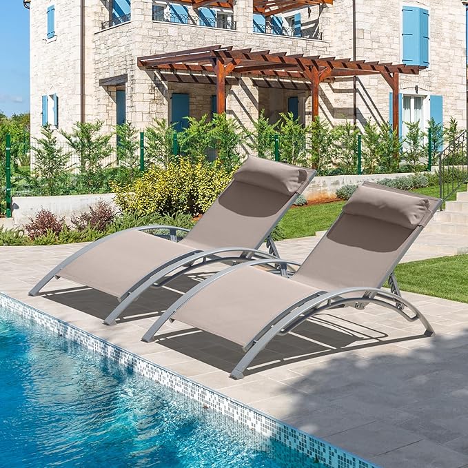 Outdoor Chaise Lounge Set of 2, Aluminum Patio Outdoor Lounge Chair for Beach Pool Sunbathing, Lawn Lounger Recliner Chair with 5 Adjustable Position, Outside Tanning Chairs with Armrest, Khaki