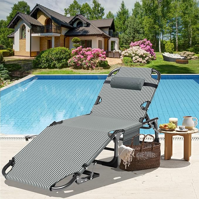 H&ZT Folding Patio Lounge Chair with Thick Padded Cushion, Adjustable Reclining Chaise Lounger with Headrest, Heavy Duty Outdoor Sunbathing Chair for Patio, Garden, Poolside, and Beach