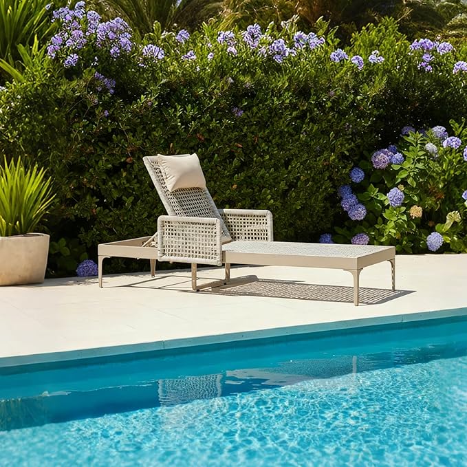 PURPLE LEAF 1 Piece Outdoor Chaise Lounge Rattan Wicker Lounger with Arms Poolside Furniture Adjustable Recliner Patio - Photo 1
