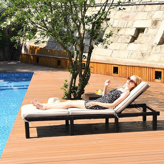 Tangkula Rattan Wicker Chaise Lounge Chair, Outdoor Patio Lounger Recliner Chair w/Adjustable Backrest, Heavy-Duty Reclining Chair Sunbed with Thick Zippered Cushion for Garden Yard Patio (1, Brown)
