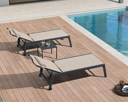 PURPLE LEAF Outdoor Oversized Lounge Chair Set Patio Chaise Pool Lounger Aluminum Frame with 2 Side Table and Wheels for Outside Sunbathing Tanning Recliner Including Pillows Beige