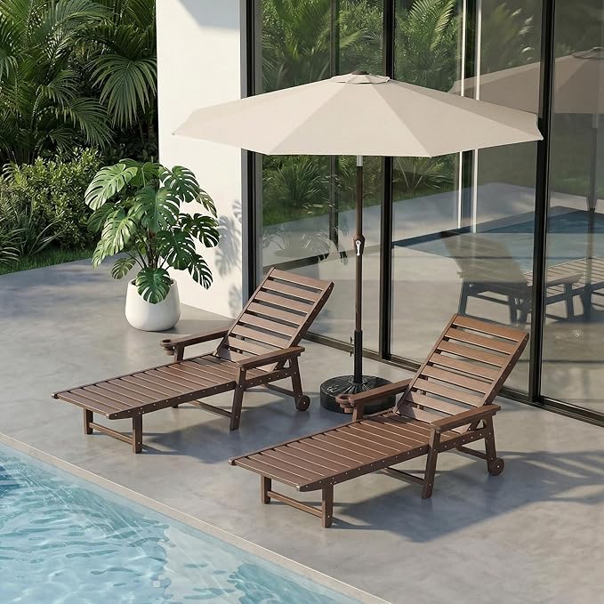 5-Position Adjustable Lounge Chair Outdoor Set of 2 with Umbrella, HDPE Outdoor Chaise Lounge with Cup Holder & Wheels, Pool Lounge Chairs for Poolside, Beach, Deck, Brown