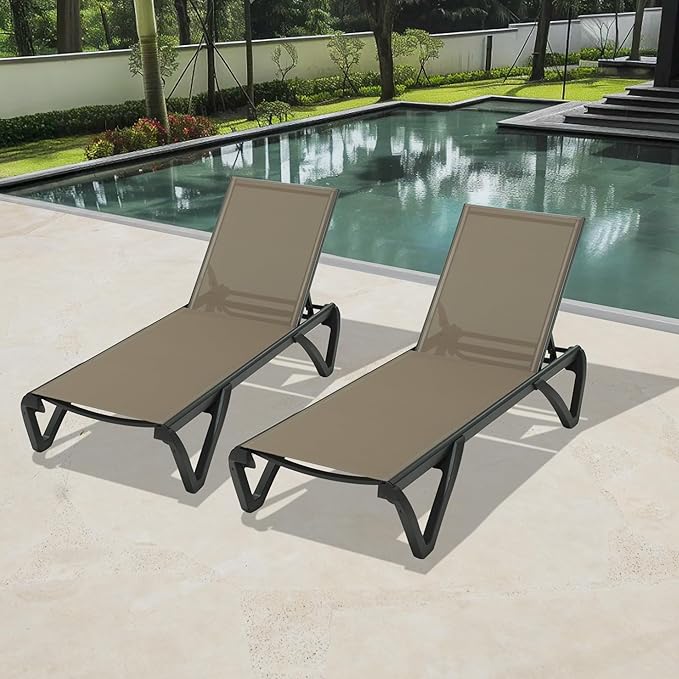 Domi Pool Lounge Chairs Set of 2, Aluminum Patio Chaise Lounge with Wheels, 5 Position Adjustable, All Weather Outdoor Lounge Chairs for Beach, Yard, Balcony, Poolside, Khaki