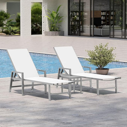 Patio Chaise Lounge Chair Outdoor with Wheels&Armrests, Aluminum Pool Lounge Chairs Five-Position Adjustable Recliner with Side Table, Outdoor Beach Lounge Chairs for Poolside, Deck, Garden, White