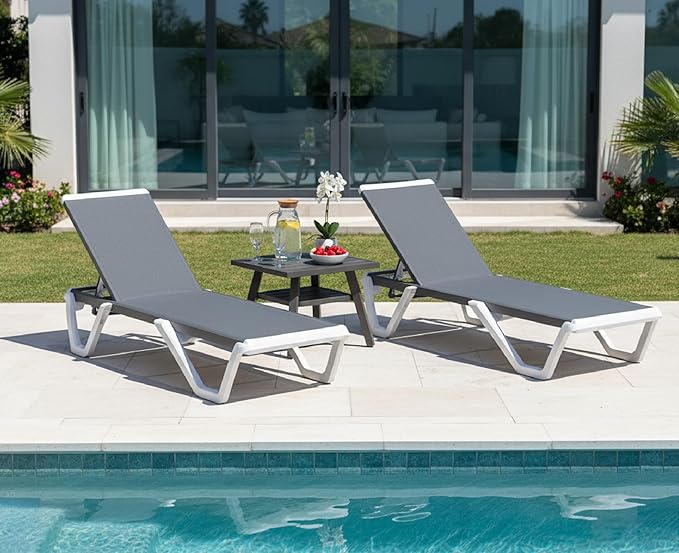 PURPLE LEAF Outdoor Chaise Lounge Set of 3 Plastic Pool Lounge Chair with Metal Side Table Patio Stackable Lounger Chair for Poolside Sunbathing Beach Deck Yard, Dark Grey
