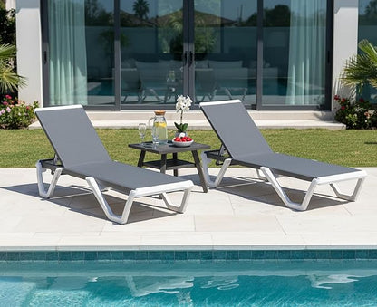 PURPLE LEAF Outdoor Chaise Lounge Set of 3 Plastic Pool Lounge Chair with Metal Side Table Patio Stackable Lounger Chair for Poolside Sunbathing Beach Deck Yard, Dark Grey