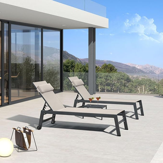 PURPLE LEAF Outdoor Lounge Chair Set Patio Chaise Pool Lounger Aluminum Frame with 2 Side Table and Wheels for Outside Sunbathing Tanning Recliner Including Pillows Beige